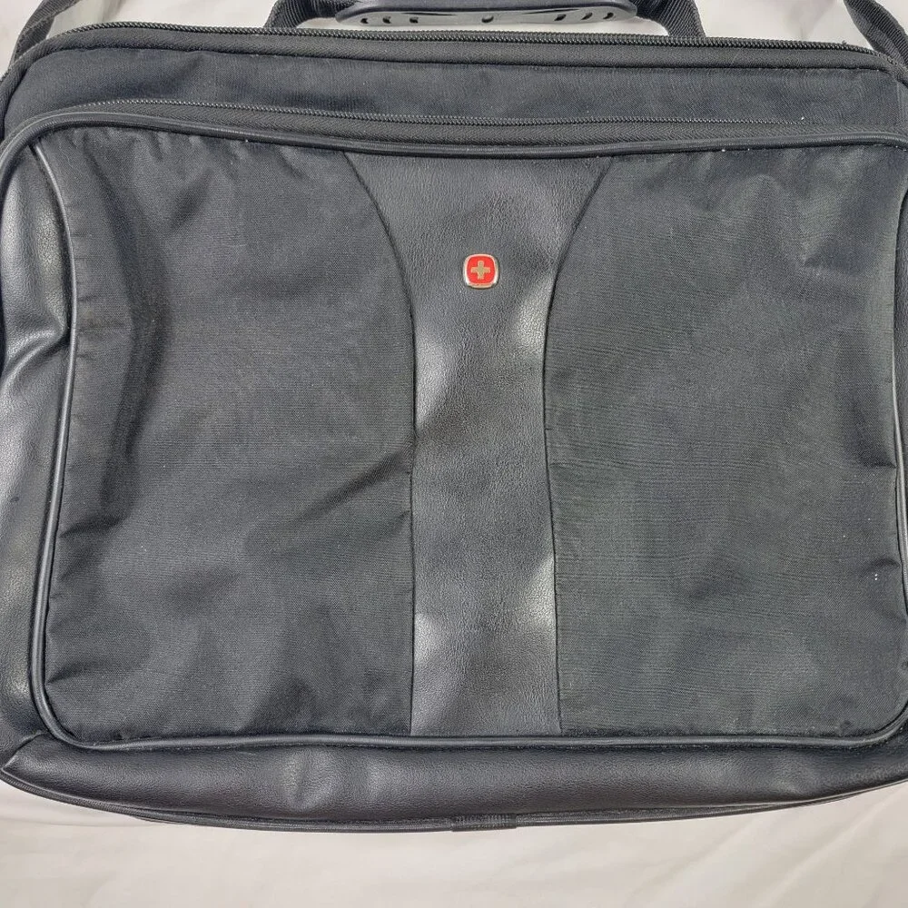 Swiss Gear Laptop Black Messenger Bag School College Work Travel Casual